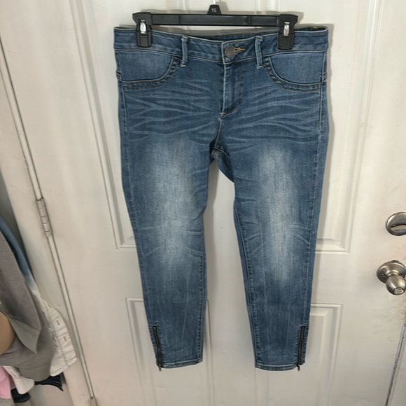 Victoria secret siren jeans with zippers - Picture 1 of 2